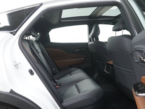 Used 2026 Toyota Crown Limited image 14