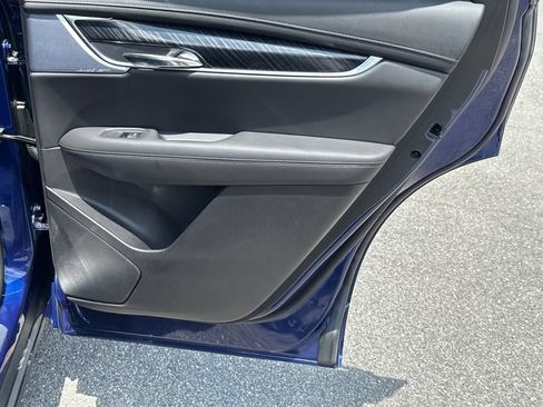 Certified 2025 Cadillac XT6 Premium Luxury FWD image 16