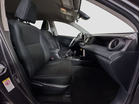 Used 2017 Toyota RAV4 LE w/ Carpet Mat Package AWD/4WD image 29