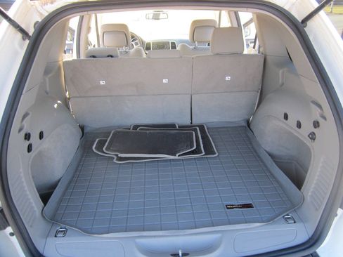 Used 2012 Jeep Grand Cherokee Laredo image 19