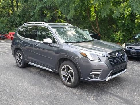 Used 2023 Subaru Forester Touring AWD/4WD image 1