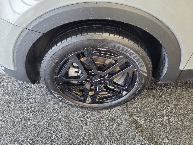 Used 2024 Kia Telluride EX X-Line AWD/4WD image 9