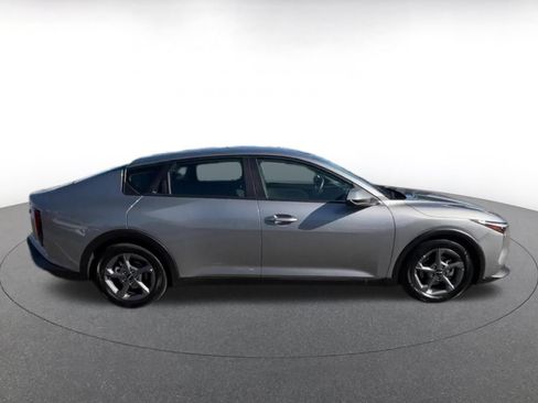 Used 2025 Kia K4 FWD image 16