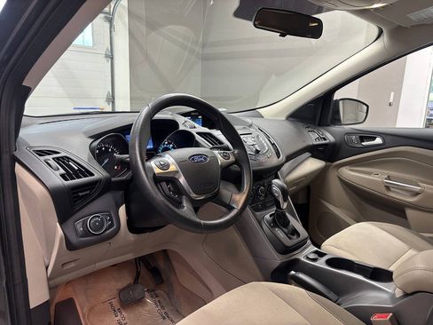 Used 2015 Ford Escape SE FWD image 14