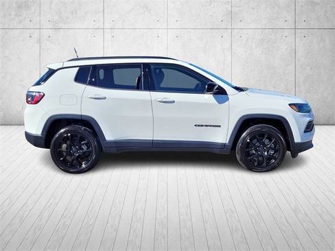 New 2025 Jeep Compass Latitude w/ Altitude Special Edition image 8