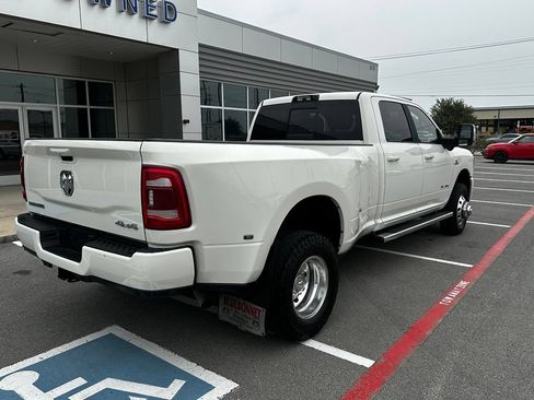 Used 2024 RAM 3500 Laramie w/ Sport Appearance Package AWD/4WD image 9