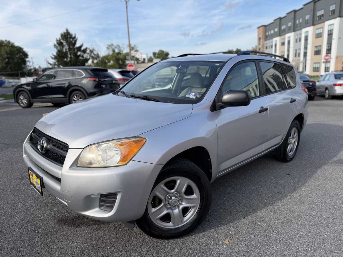 Used 2011 Toyota RAV4 2WD w/ Base L4 Extra Value Pkg image 3