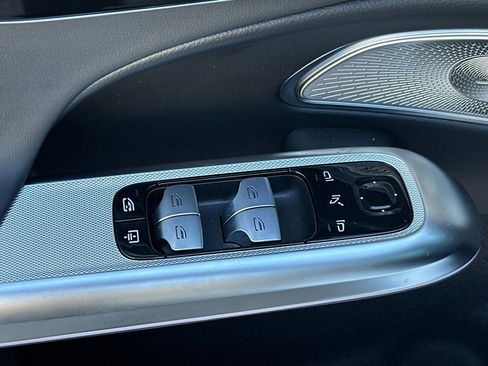 New 2026 Mercedes-Benz E 53 AMG e 4MATIC Sedan image 22