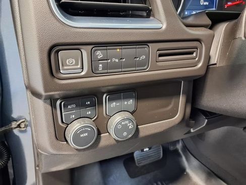 Used 2021 Chevrolet Tahoe Z71 AWD/4WD image 14