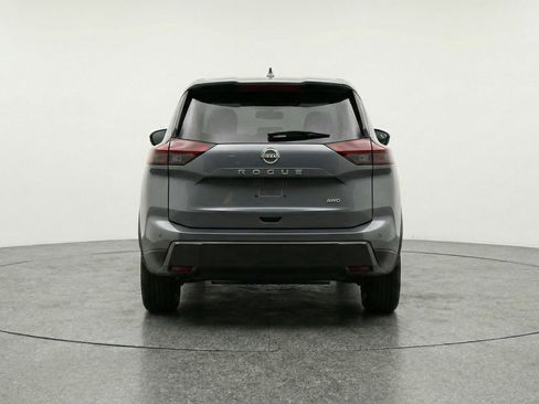 Used 2025 Nissan Rogue SV AWD/4WD image 7