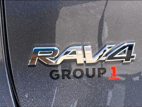 Used 2024 Toyota RAV4 XLE FWD image 32