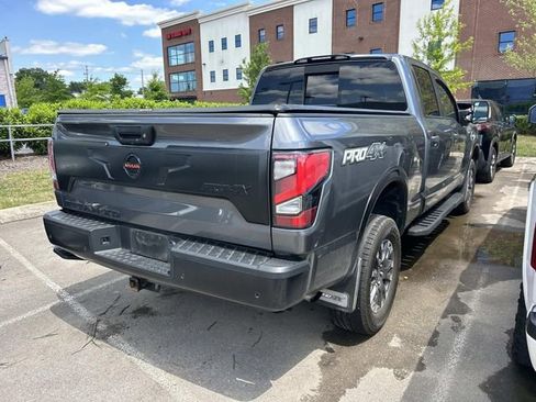Used 2021 Nissan Titan PRO-4X w/ Pro-4x Convenience Package AWD/4WD image 3