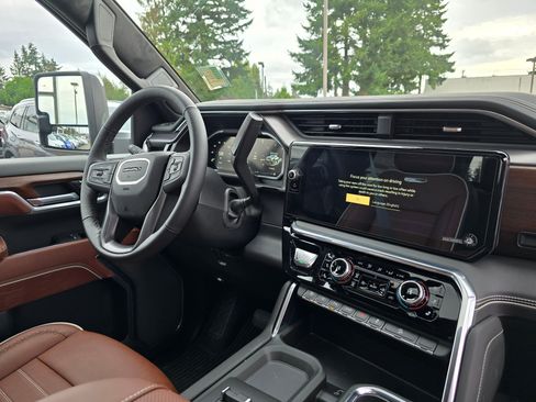 New 2026 GMC Sierra 3500 Denali Ultimate image 11