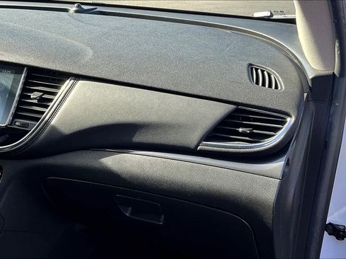 Used 2018 Buick Encore Preferred image 16
