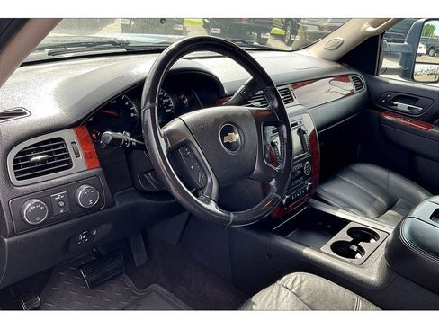Used 2010 Chevrolet Silverado 2500 LTZ image 15