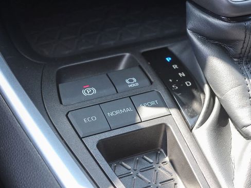 Used 2023 Toyota RAV4 XLE Premium image 36