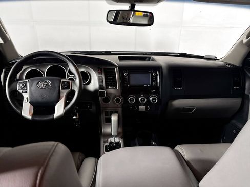 Used 2014 Toyota Sequoia Limited AWD/4WD image 12