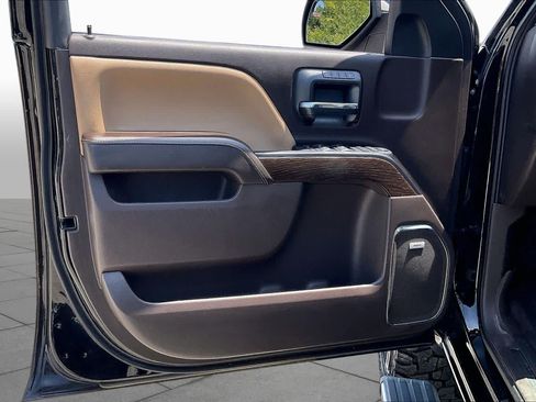 Used 2018 GMC Sierra 1500 Denali RWD image 22