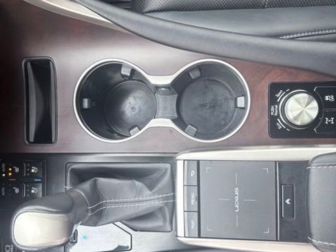 Used 2022 Lexus RX 350 AWD w/ Premium Package image 17