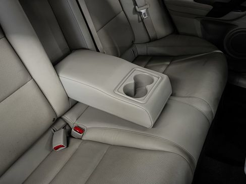 Used 2011 Acura TSX Sedan FWD image 33