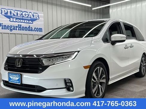 Certified 2023 Honda Odyssey Touring image 1