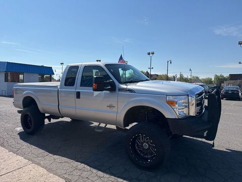 Used 2016 Ford F250 XLT AWD/4WD image 5