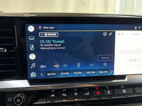 Used 2022 Chevrolet Silverado 1500 LTZ w/ LTZ Convenience Package II AWD/4WD image 39