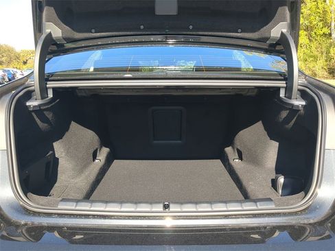 New 2026 BMW 760i xDrive image 13
