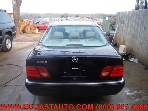 Used 1999 Mercedes-Benz E 320 Sedan image 5