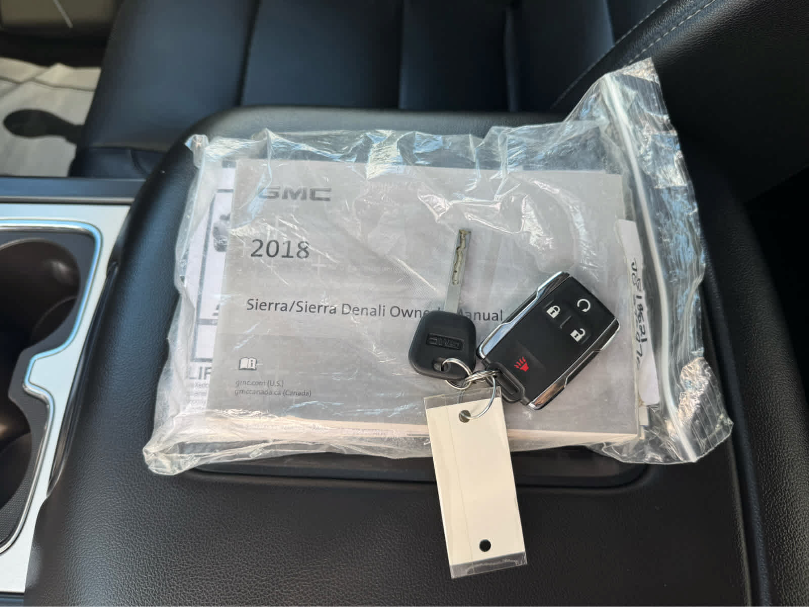 Used 2018 GMC Sierra 1500 SLT w/ SLT Premium Package AWD/4WD image 14
