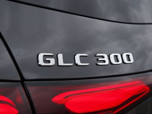 Used 2026 Mercedes-Benz GLC 300 image 14