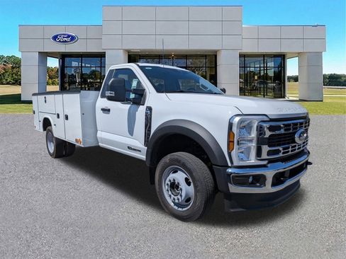 New 2026 Ford F550 4x4 Regular Cab Super Duty w/ XL Chrome Package image 1