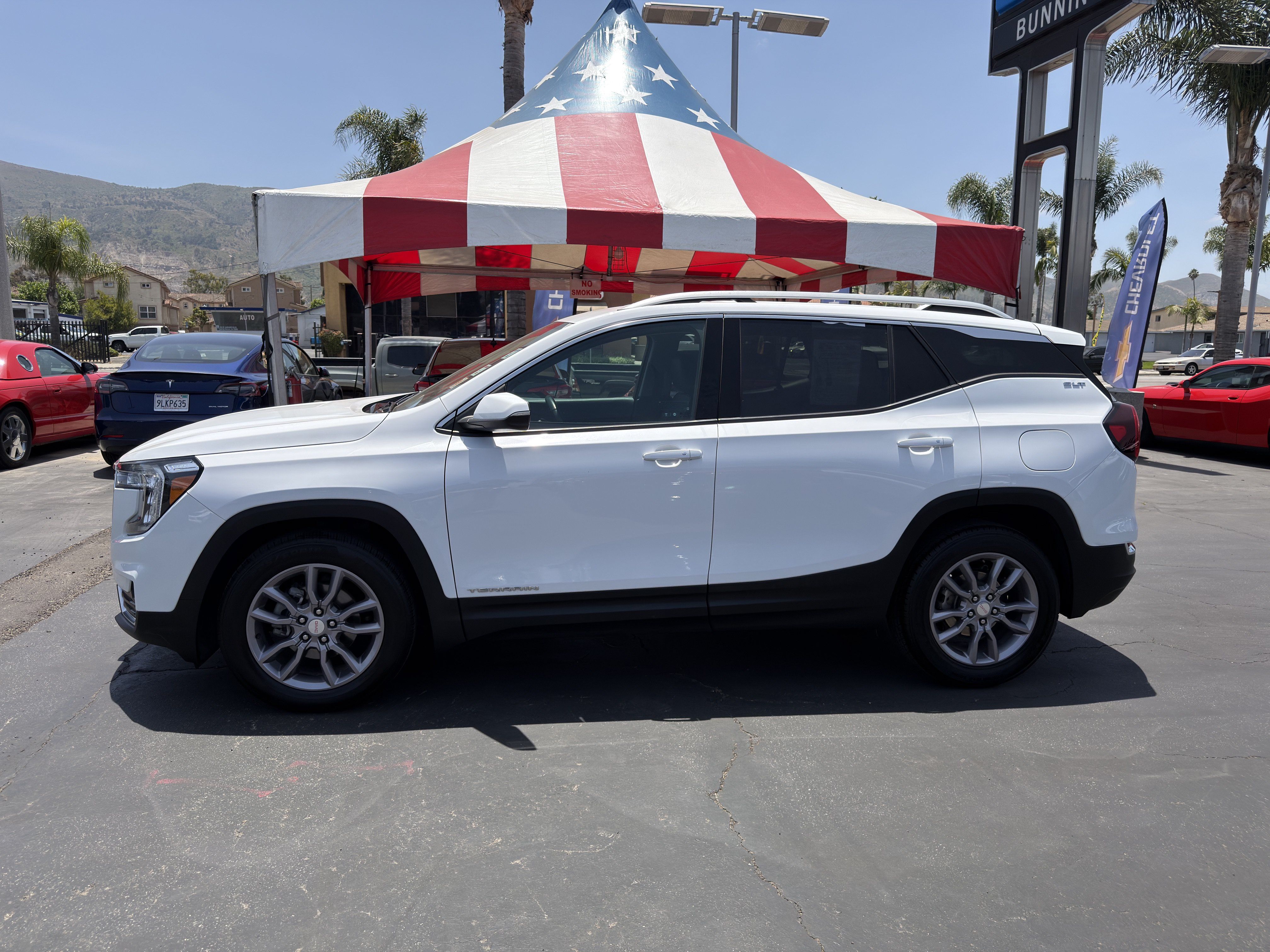 Used 2023 GMC Terrain SLT FWD image 5