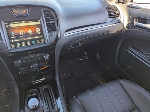 Used 2022 Chrysler 300 S w/ Safetytec Plus Group image 21