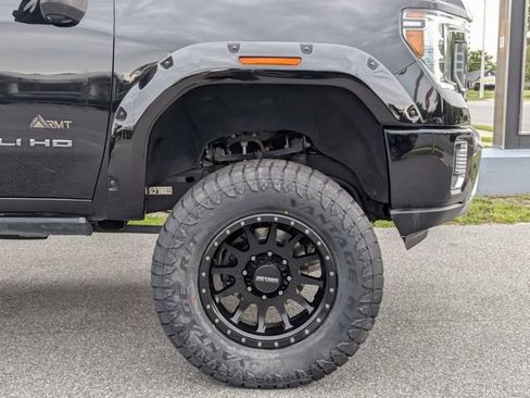 Used 2021 GMC Sierra 2500 Denali w/ Denali Ultimate Package AWD/4WD image 11