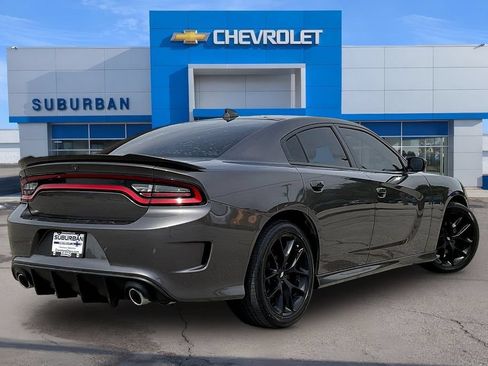Used 2019 Dodge Charger R/T w/ Plus Group RWD image 4