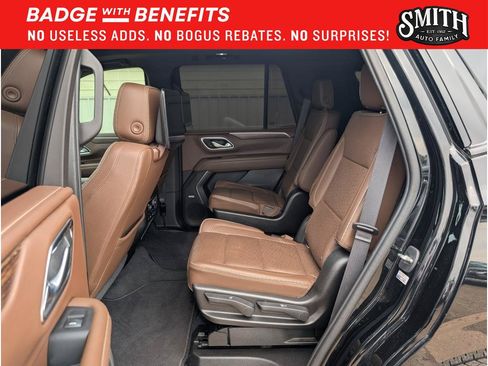 Used 2021 Chevrolet Tahoe High Country w/ Premium Package AWD/4WD image 19