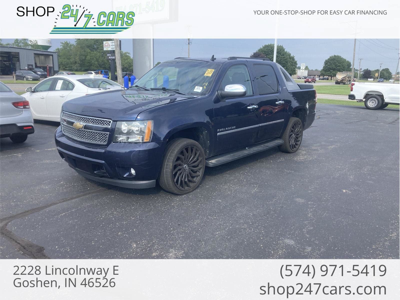 Used 2010 Chevrolet Avalanche LTZ AWD/4WD image 1