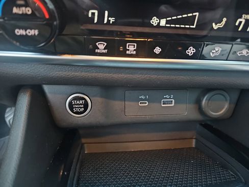 Used 2023 Nissan Rogue SV image 24