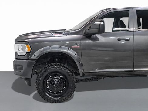 Used 2024 RAM 3500 Tradesman w/ Chrome Appearance Group image 10