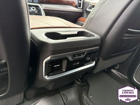 Used 2025 GMC Sierra 1500 Denali Ultimate AWD/4WD image 13