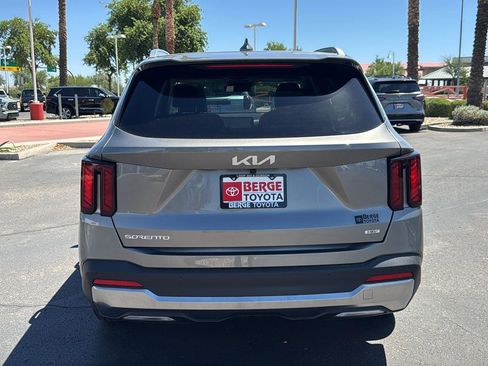 Used 2026 Kia Sorento EX AWD/4WD image 7