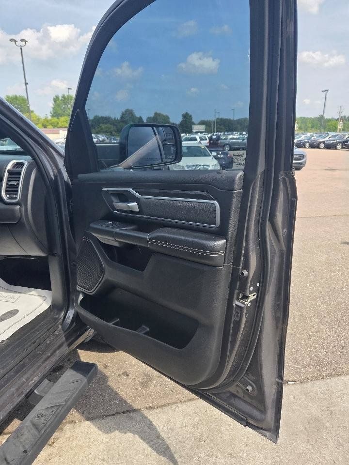 Used 2020 RAM 1500 Big Horn AWD/4WD image 16