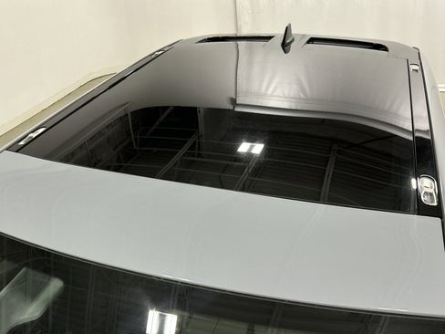 Used 2024 Rivian R1T Adventure AWD/4WD image 13