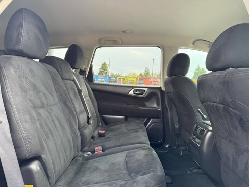 Used 2015 Nissan Pathfinder S FWD image 17