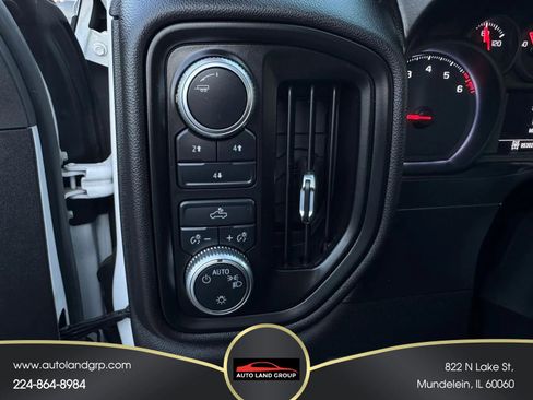 Used 2020 GMC Sierra 3500 4x4 Crew Cab w/ Gooseneck/5TH Wheel Package image 18