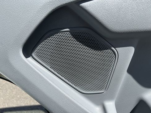 Used 2019 Ford Transit 150 XL RWD image 26