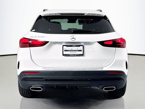 New 2026 Mercedes-Benz GLA 250 image 3