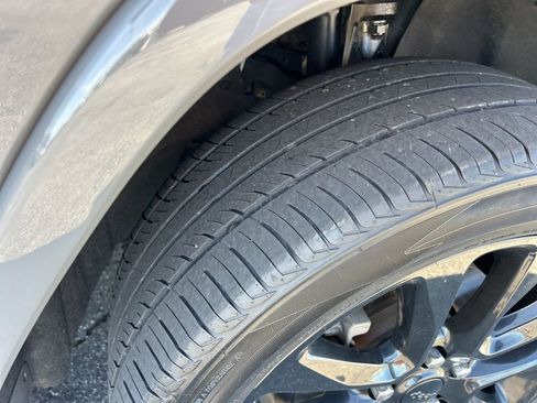 Used 2020 Jeep Grand Cherokee Altitude image 36