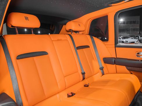 Used 2020 Rolls-Royce Cullinan image 24